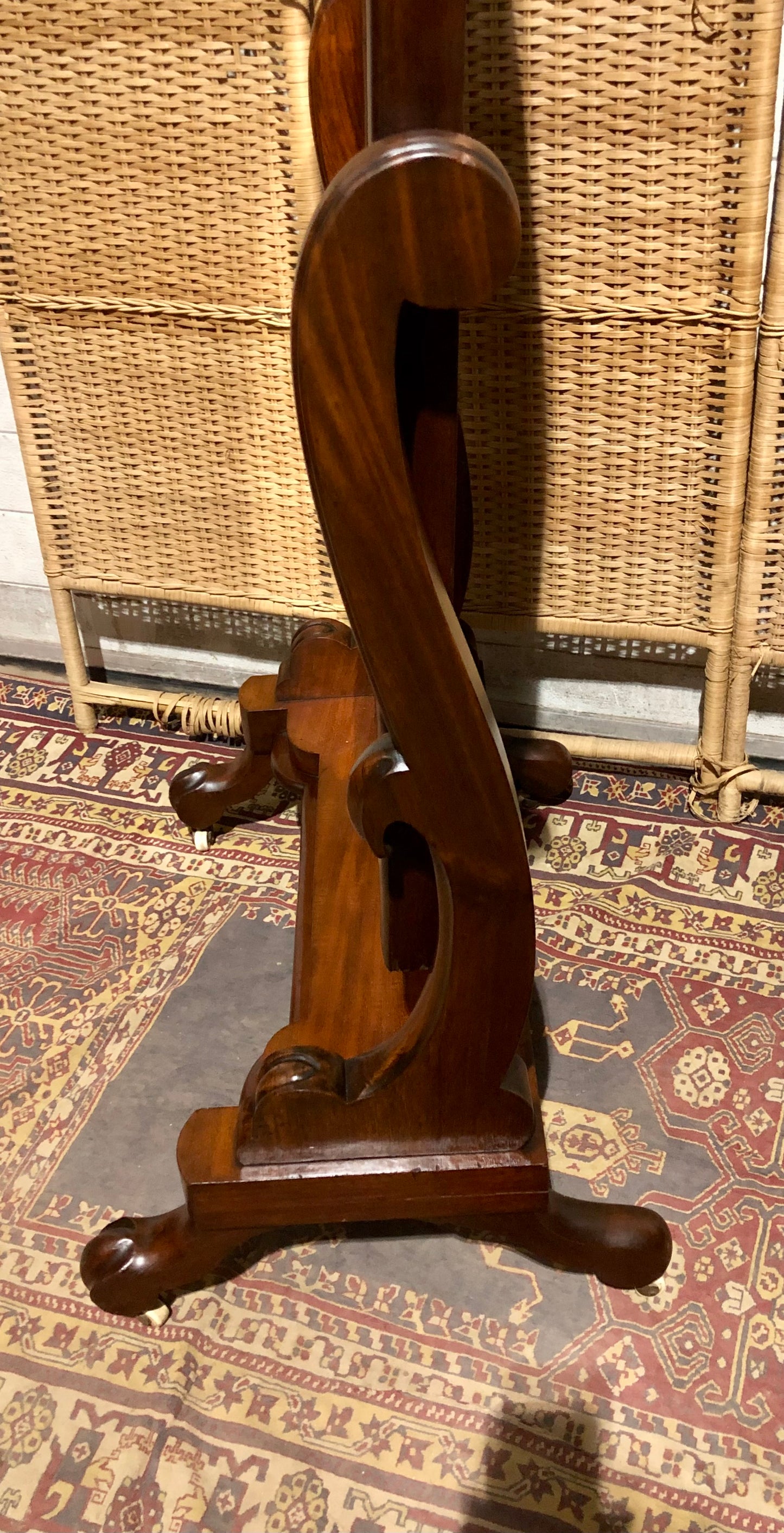 000570.... Handsome Victorian Mahogany Cheval Mirror