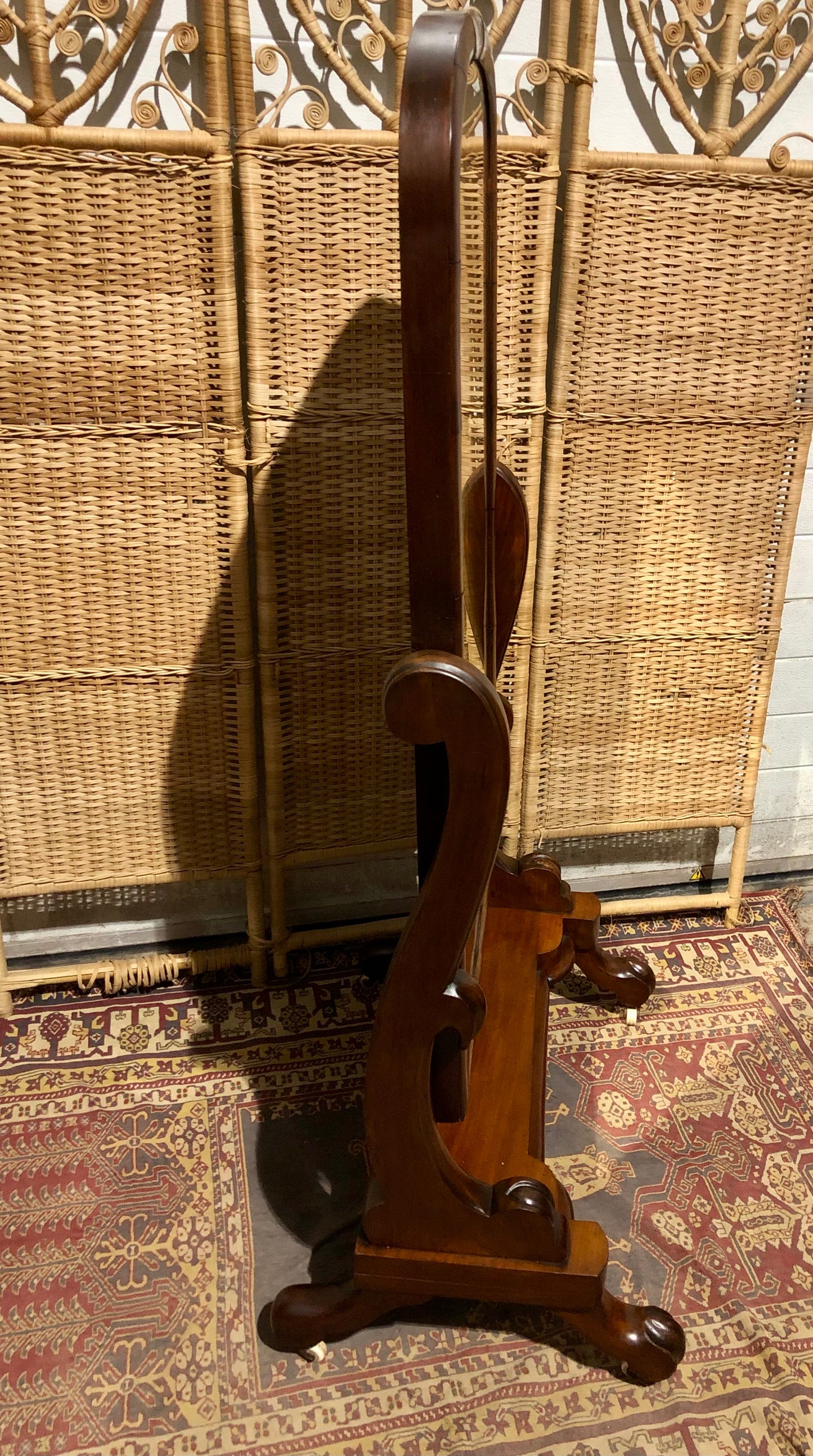 000570.... Handsome Victorian Mahogany Cheval Mirror