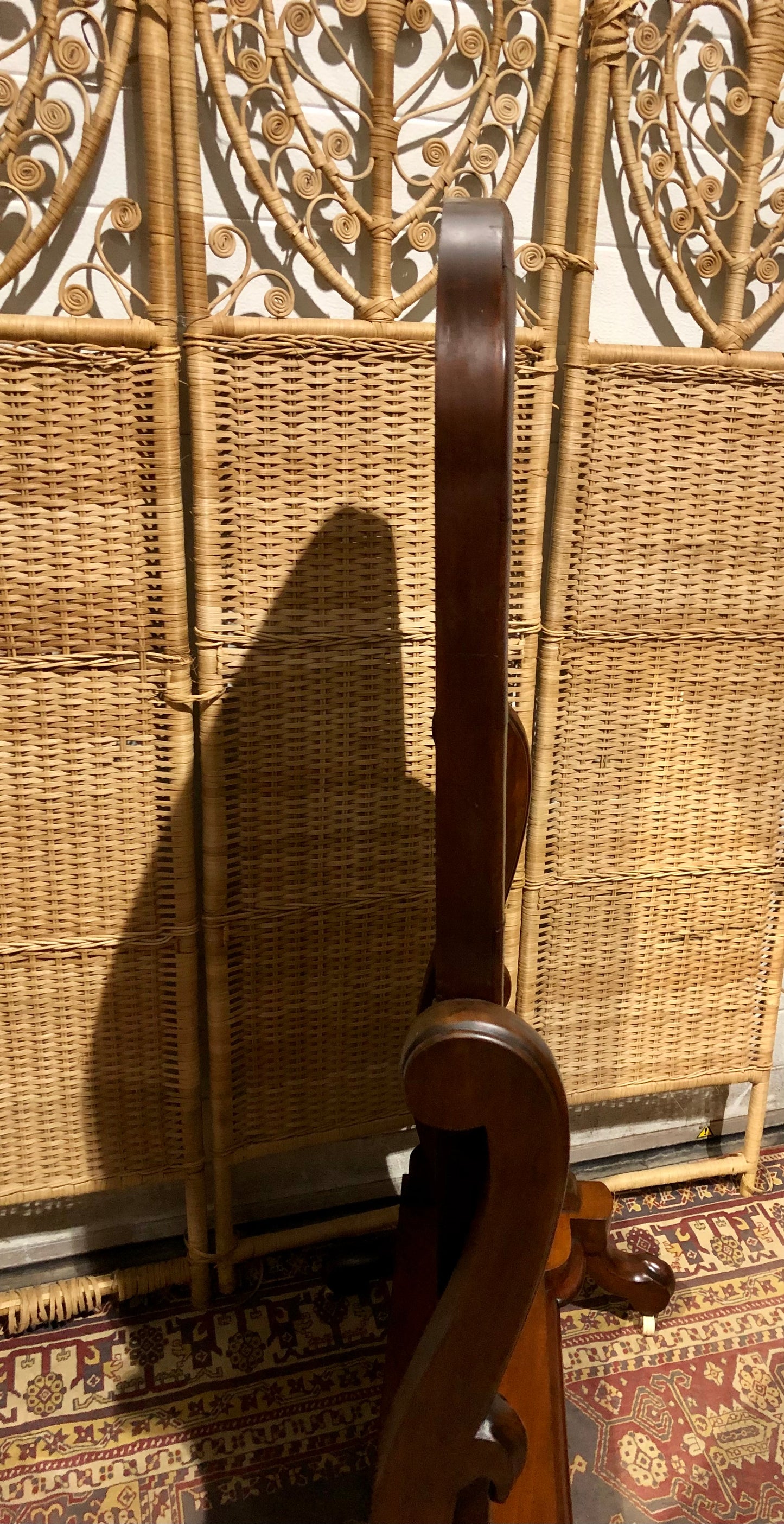 000570.... Handsome Victorian Mahogany Cheval Mirror