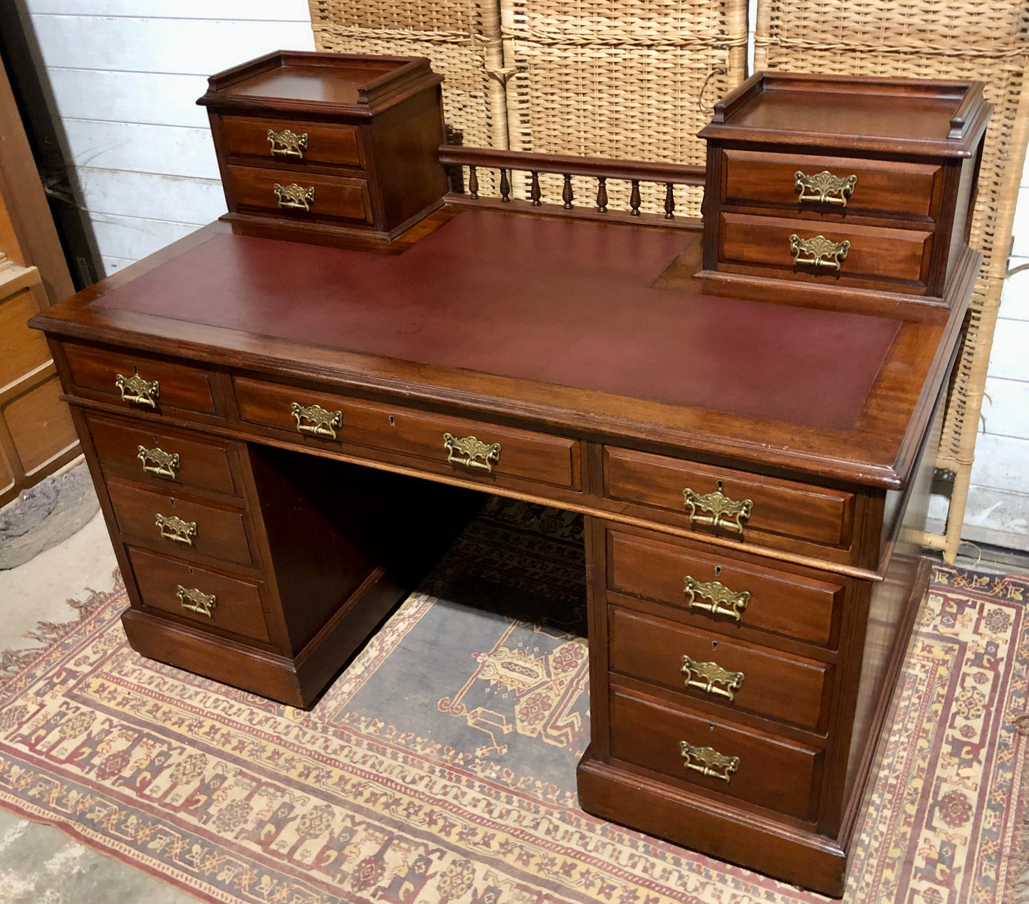 000568....Handsome Large Edwardian Walnut Pedestal Desk