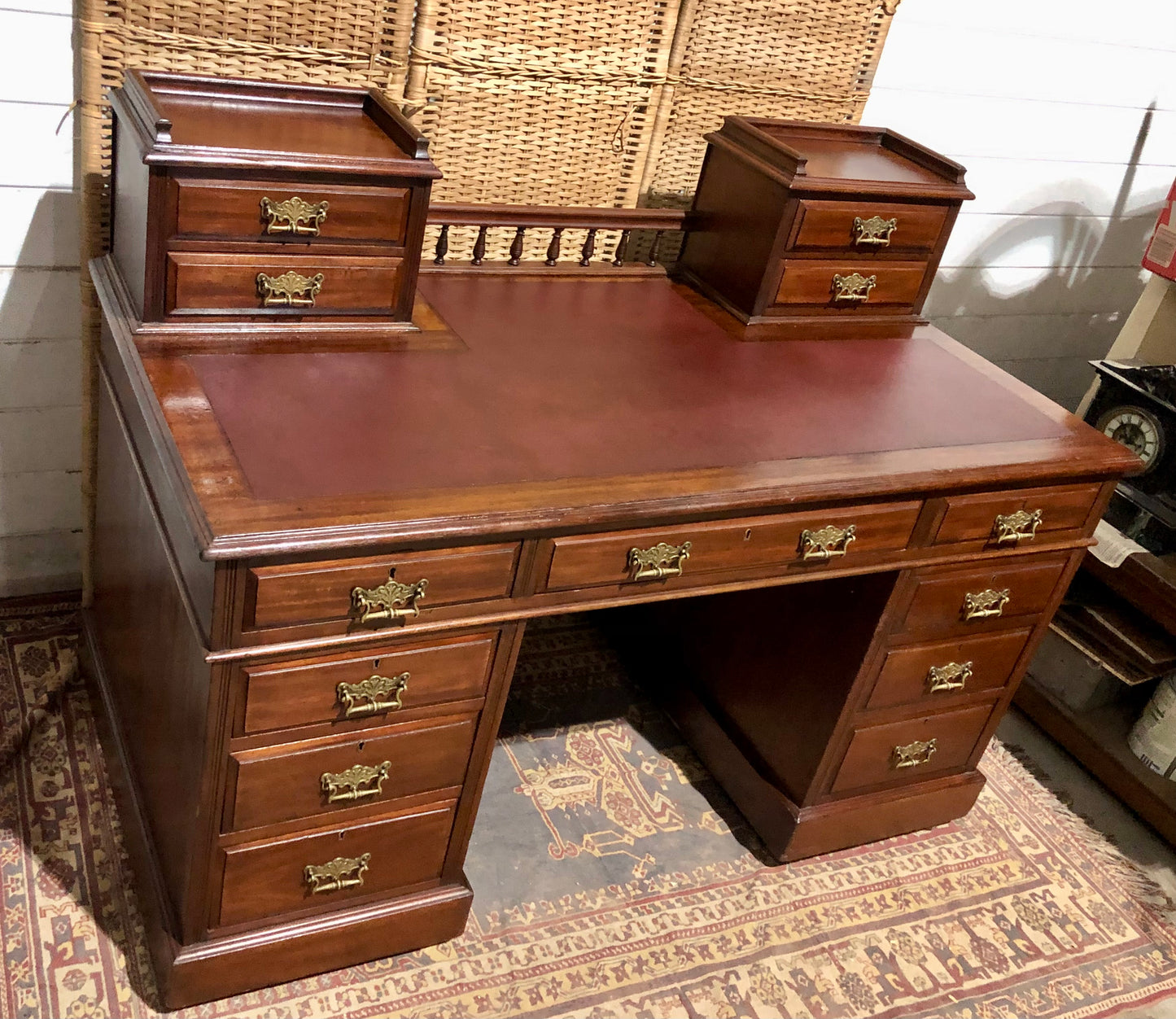 000568....Handsome Large Edwardian Walnut Pedestal Desk