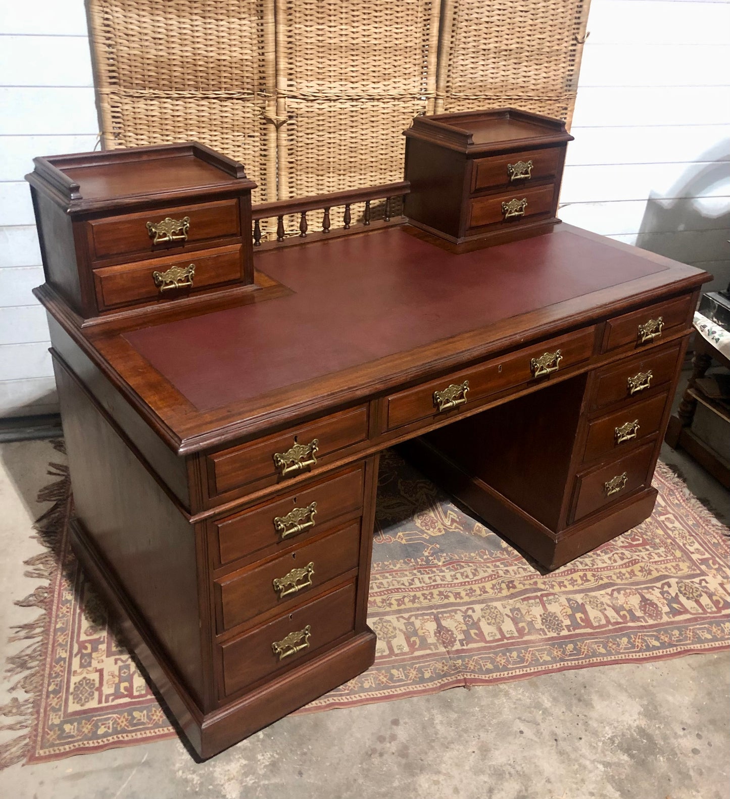 000568....Handsome Large Edwardian Walnut Pedestal Desk
