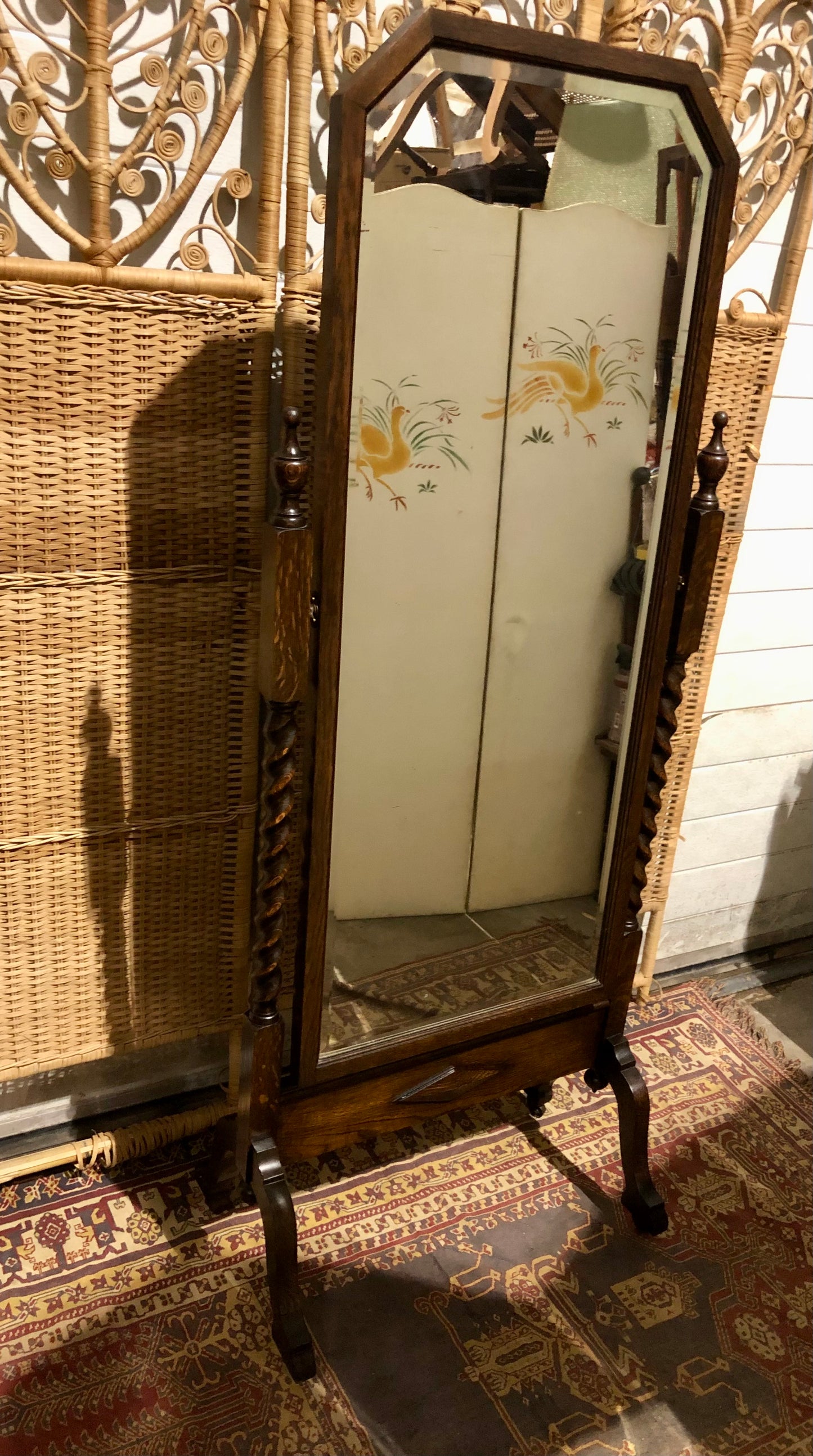 000569....Handsome Vintage Oak Cheval Mirror.