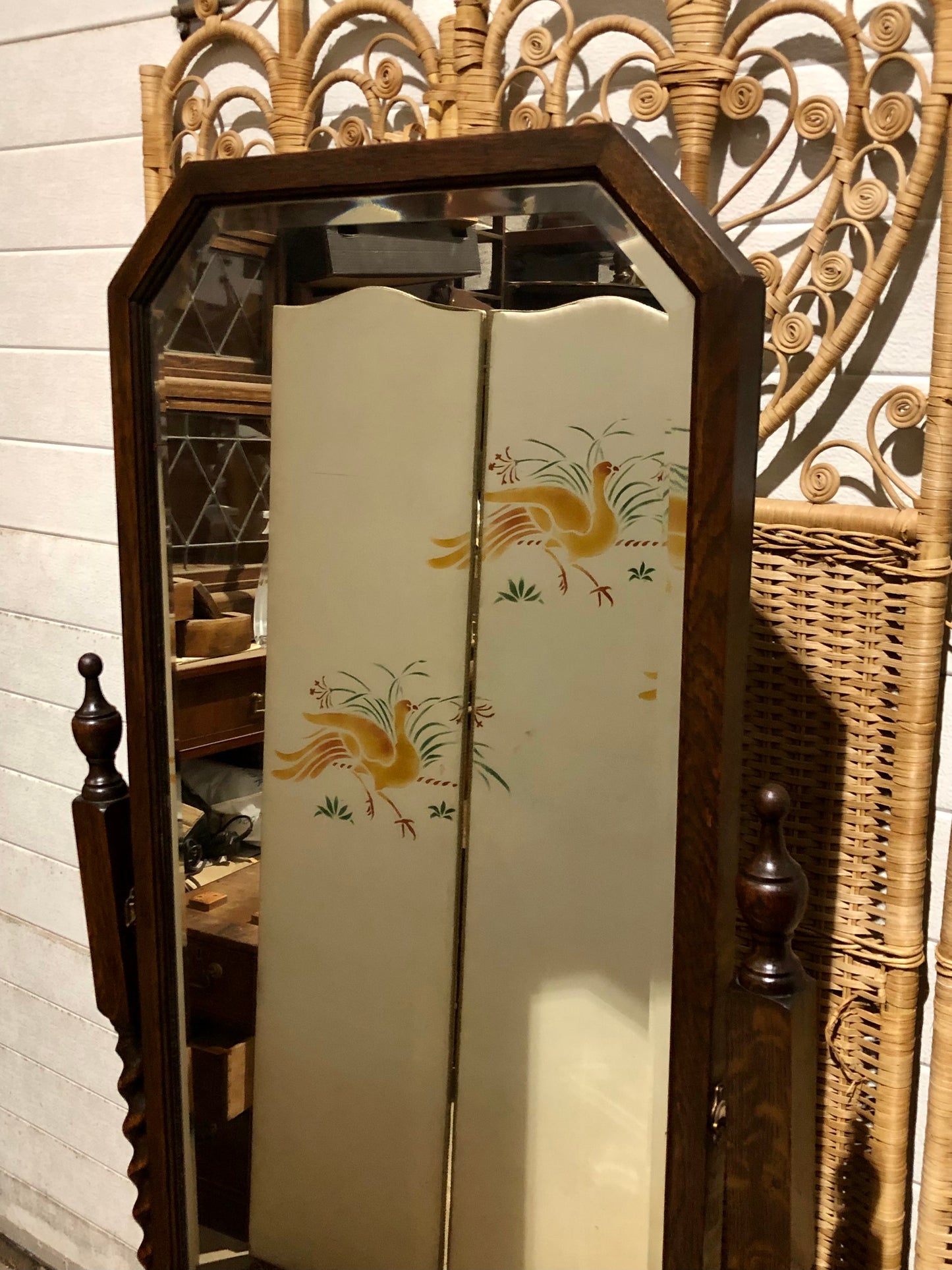 000569....Handsome Vintage Oak Cheval Mirror.