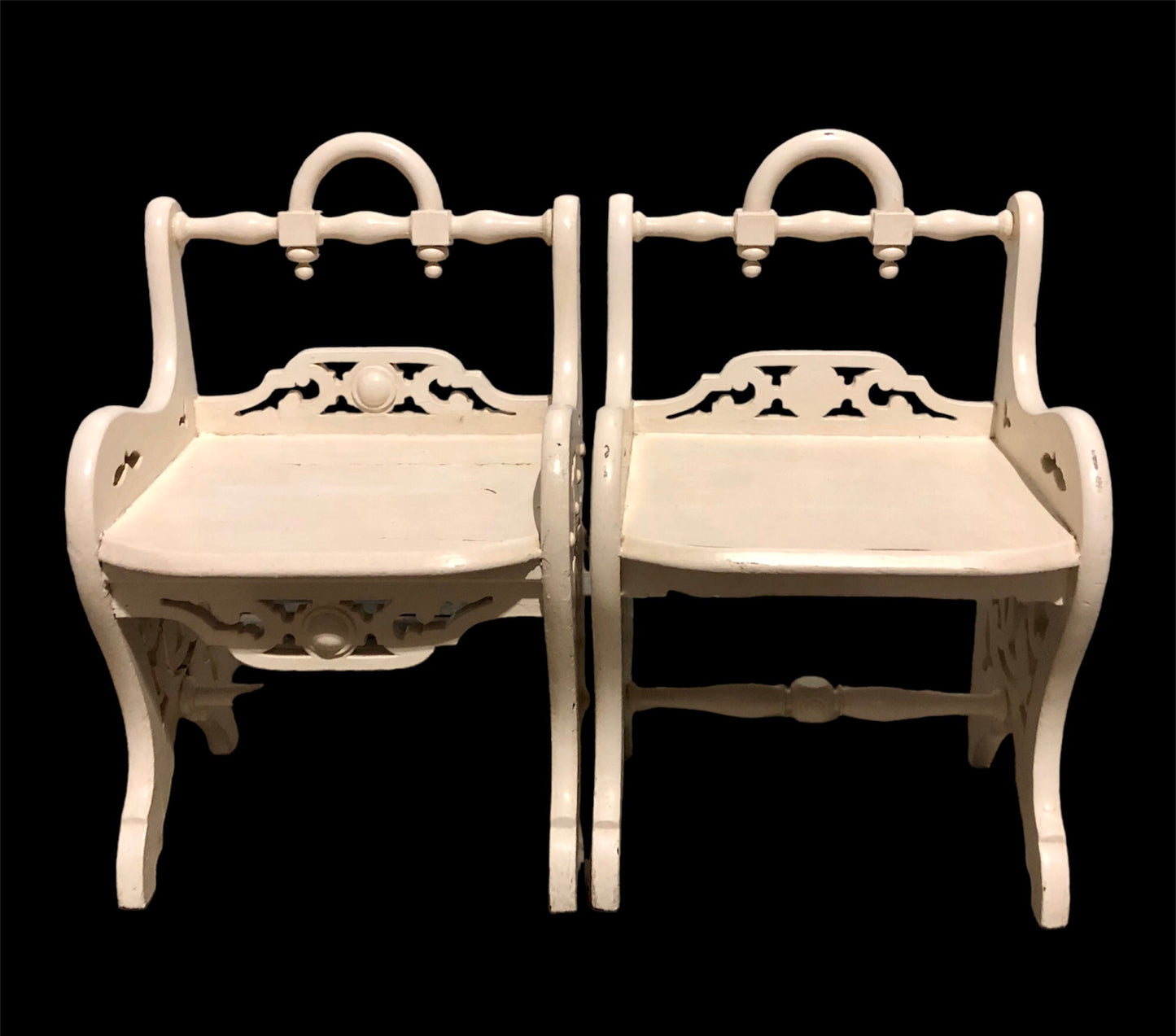 000720.... Two Antique Painted Hall Chairs In The Manner Or Richard Bridgens