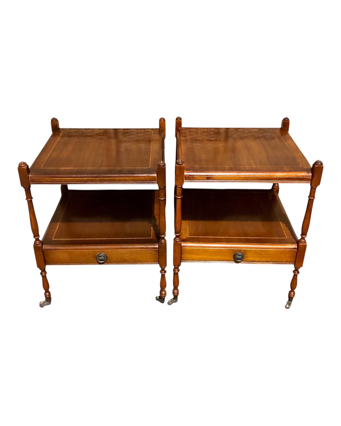 000591....Handsome Pair Of Vintage Mahogany Bedside Tables
