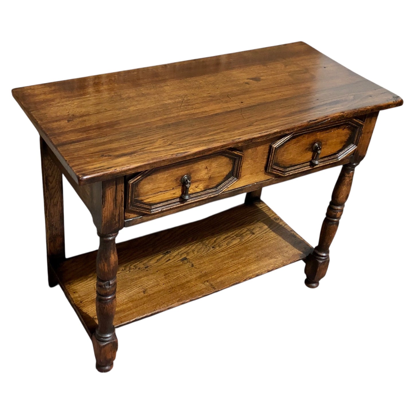 000588....Handsome Antique Jacobean Style Oak Side Table