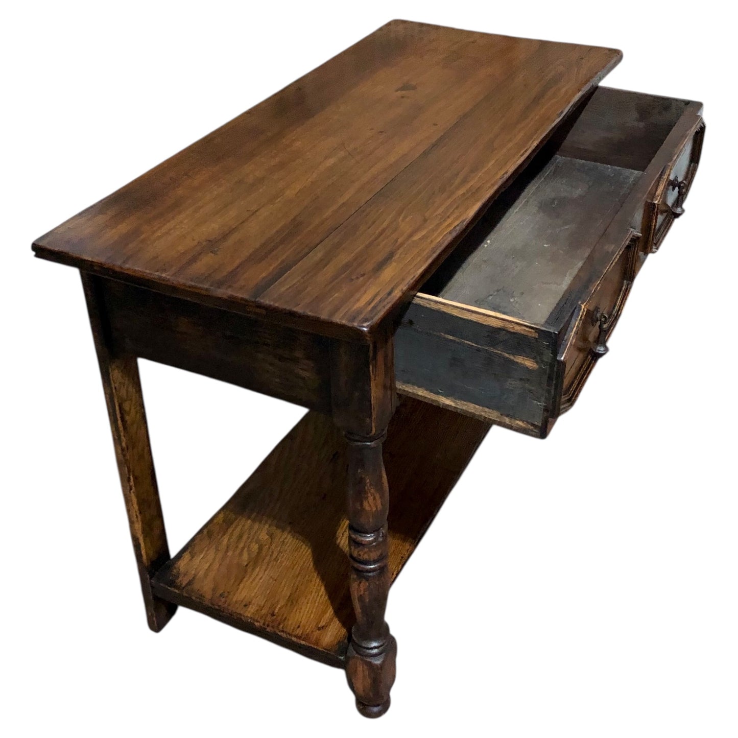 000588....Handsome Antique Jacobean Style Oak Side Table