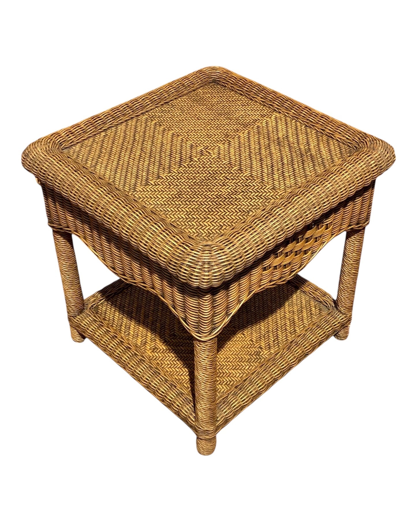 000586....Handsome Vintage Wicker Coffee Table