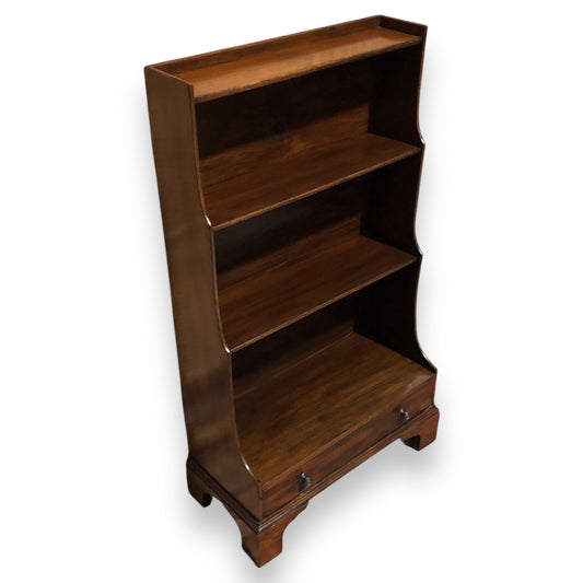 000574....Handsome Vintage Mahogany Bookcase