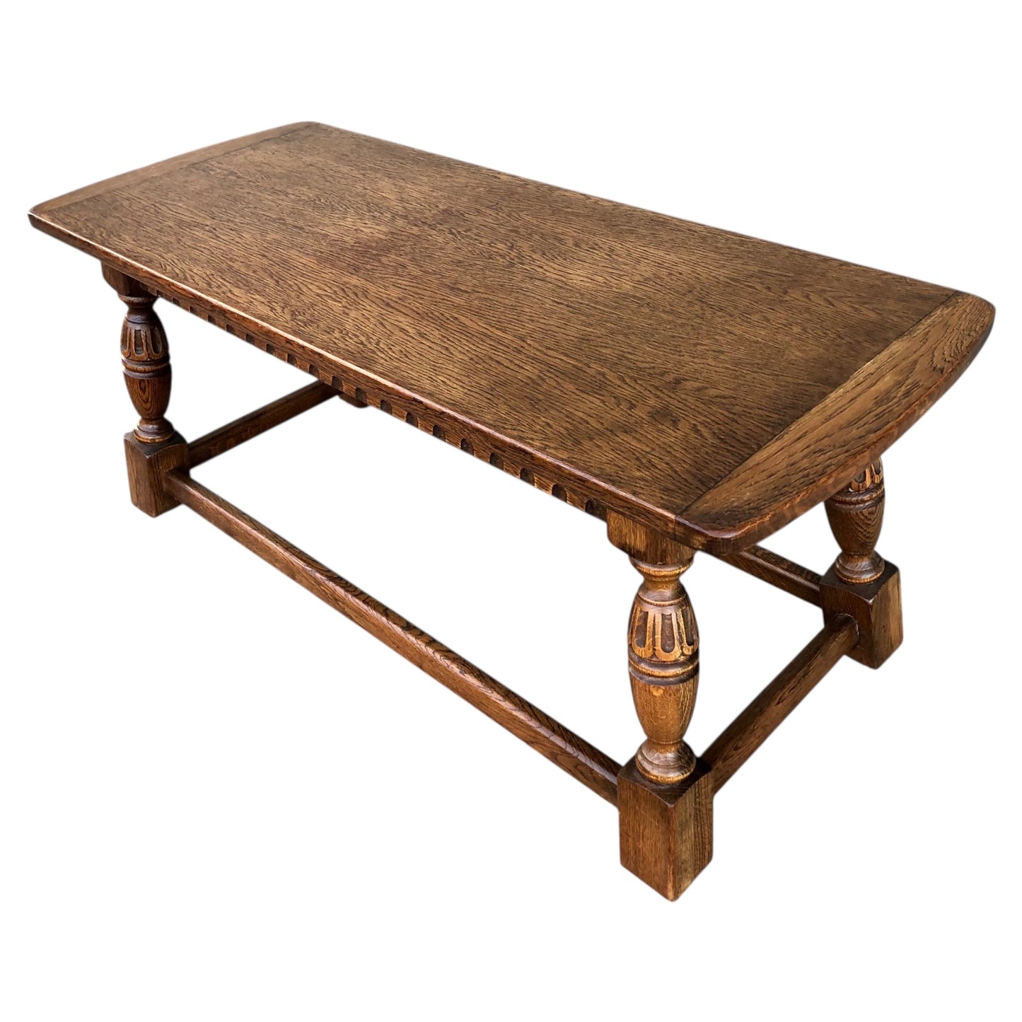 000565....Handsome Solid Carved Oak Coffee Table