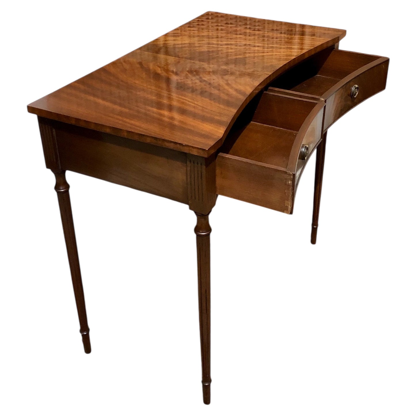 000562....Handsome Vintage Mahogany Side Or Hall Table By Reprodux ( sold )