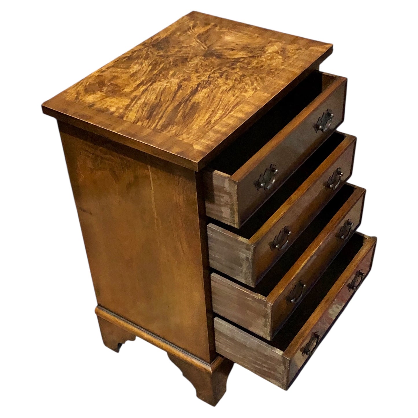 000553....Handsome Vintage Walnut Bedside Chest