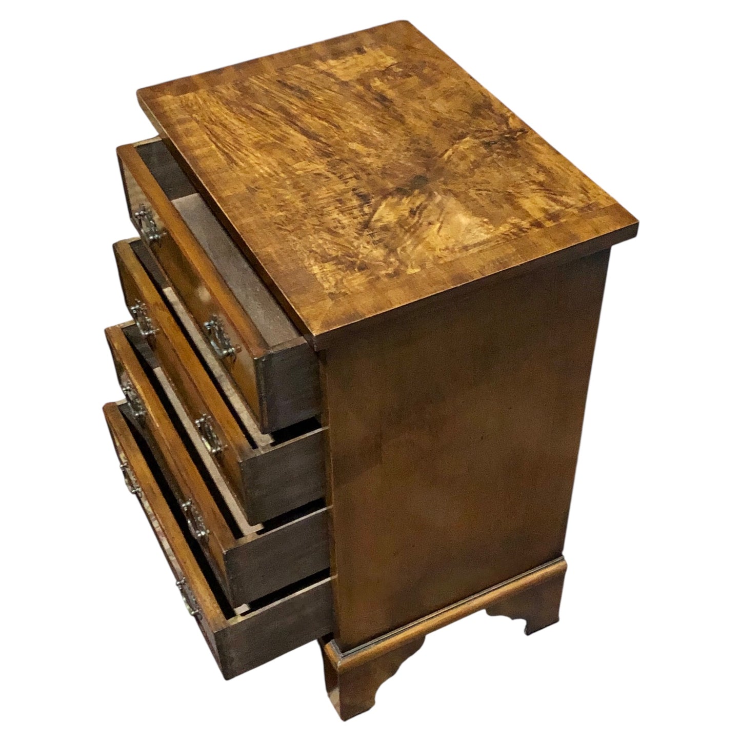 000553....Handsome Vintage Walnut Bedside Chest