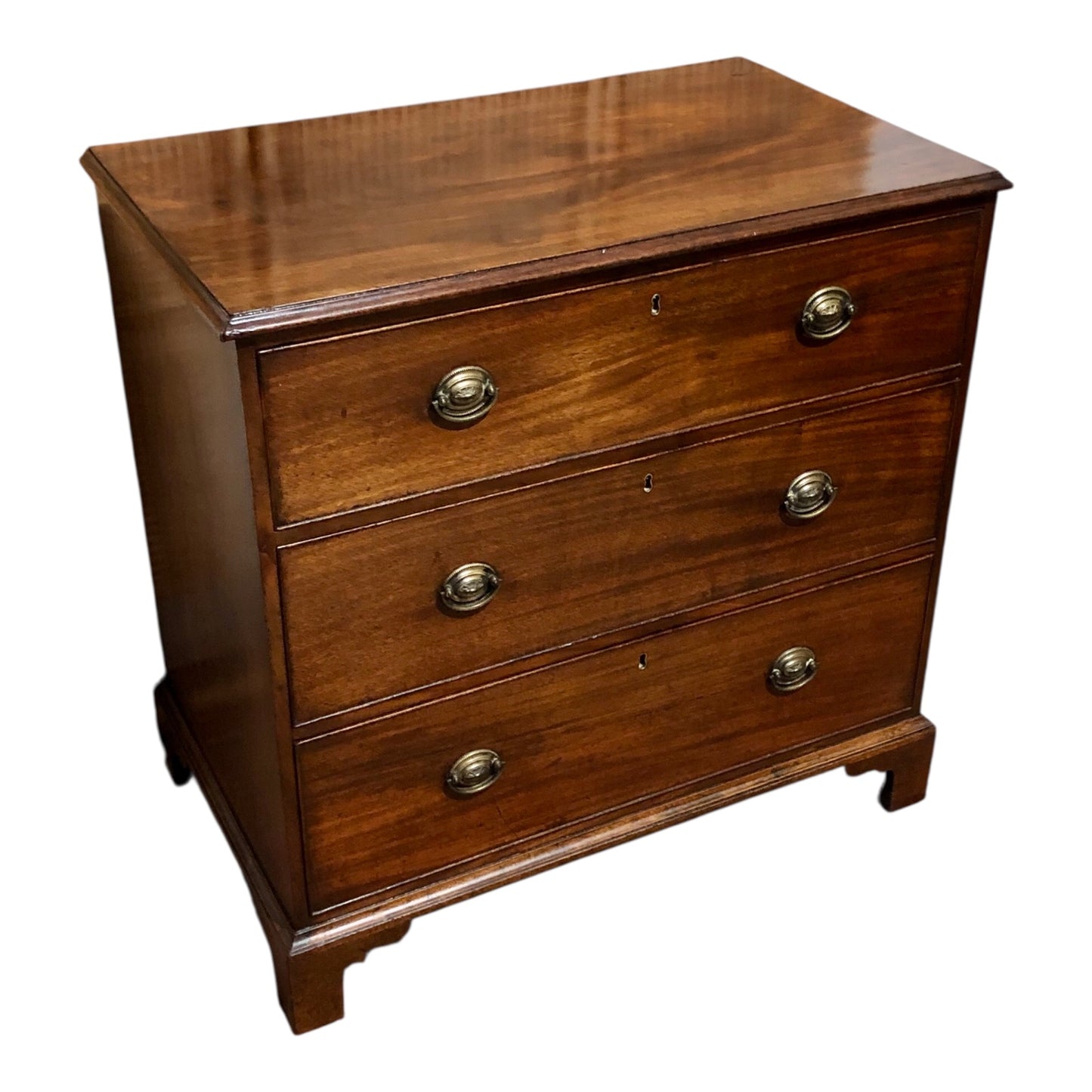 000533...Handsome Small Georgian Mahogany Chest Of Drawers ( sold )