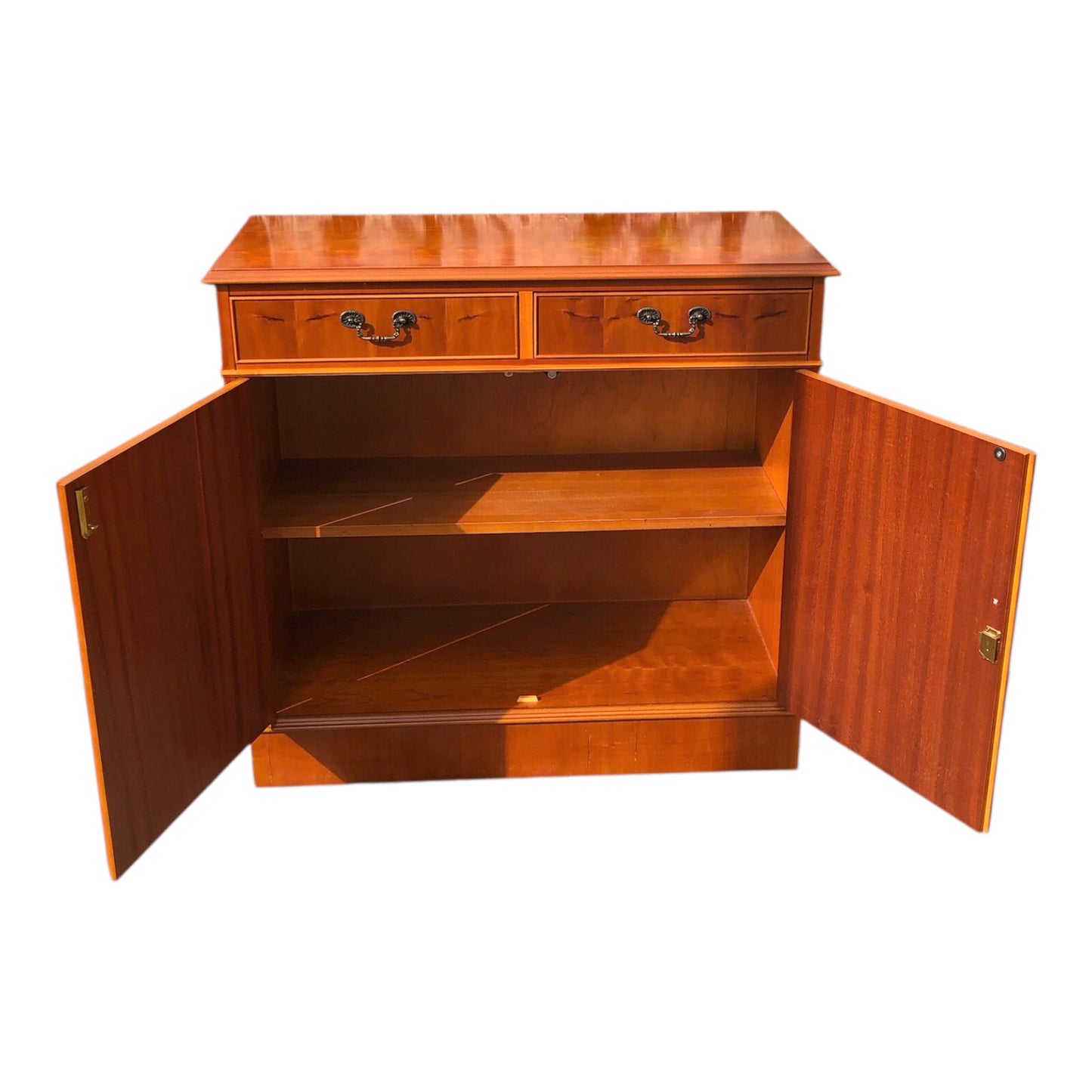 000523....Handsome Vintage Yew Side Cabinet