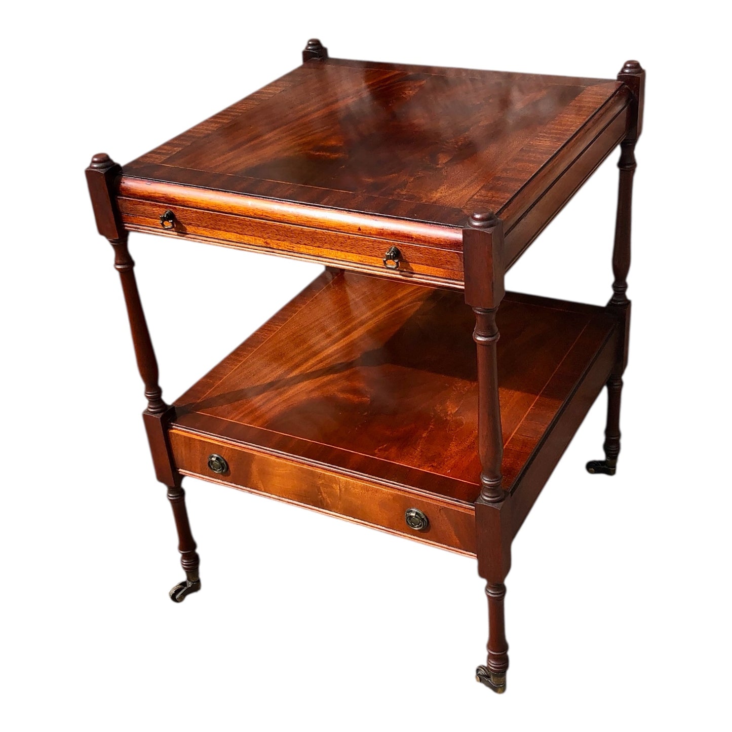 000521....Handsome Vintage Bedside Or Lamp Table