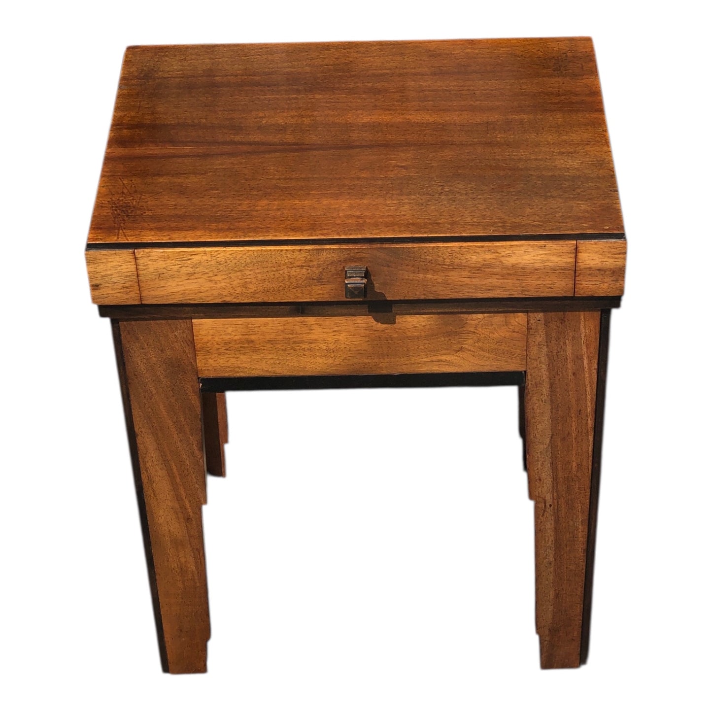 000516....Art Deco Lamp Table In Walnut