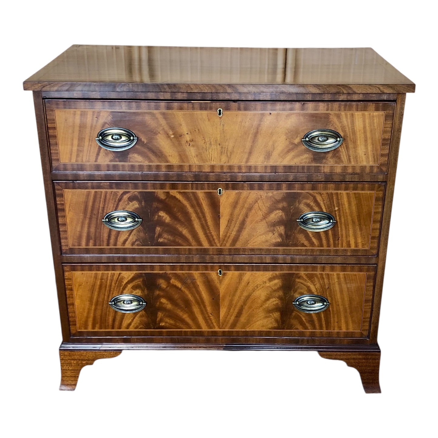 000513....Chest Of Drawers Vintage Mahogany