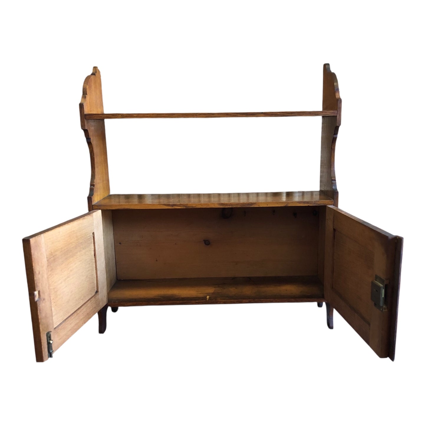 000507....Handsome Arts And Crafts Wall Cabinet