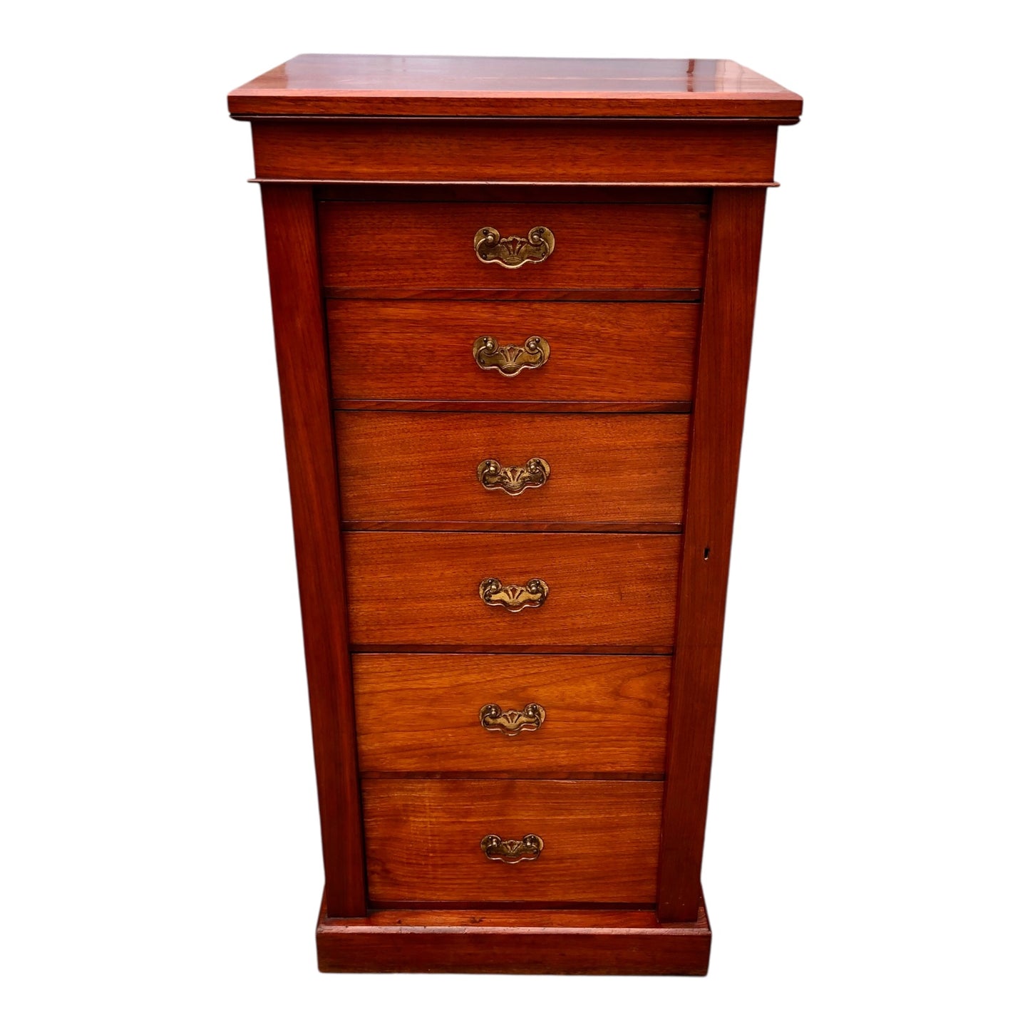 000505....Handsome Antique Walnut Wellington Chest Of Drawers