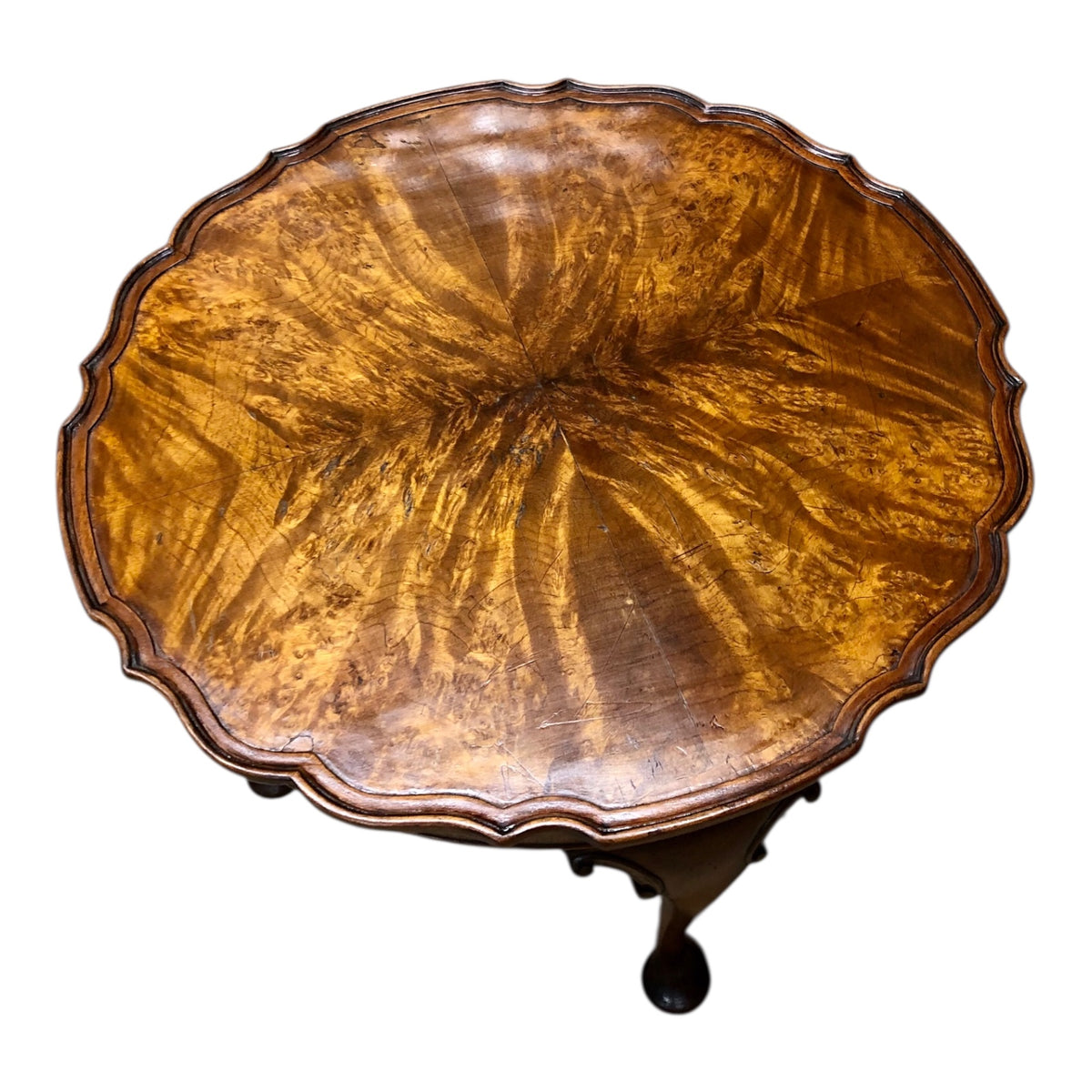 000495....Handsome Vintage Walnut Coffee Table