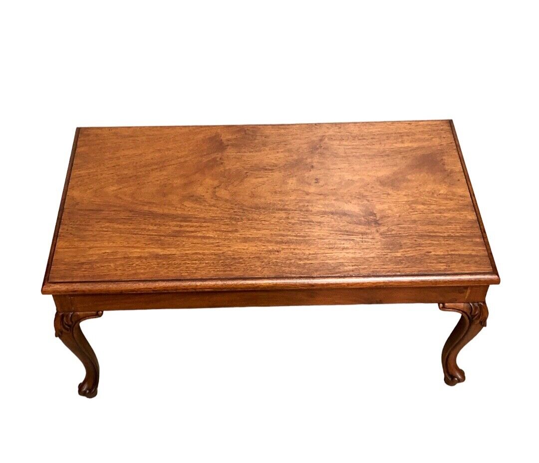 000848....Handsome Vintage Solid Mahogany Coffee Table ( sold )