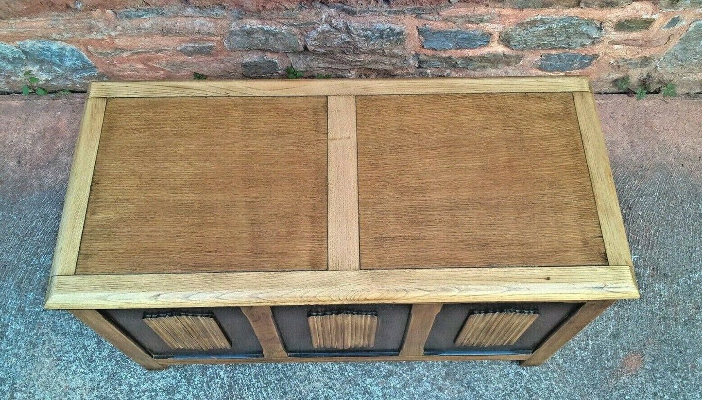 Vintage Oak Coffer / Linen Fold Blanket Box / Oak Chest