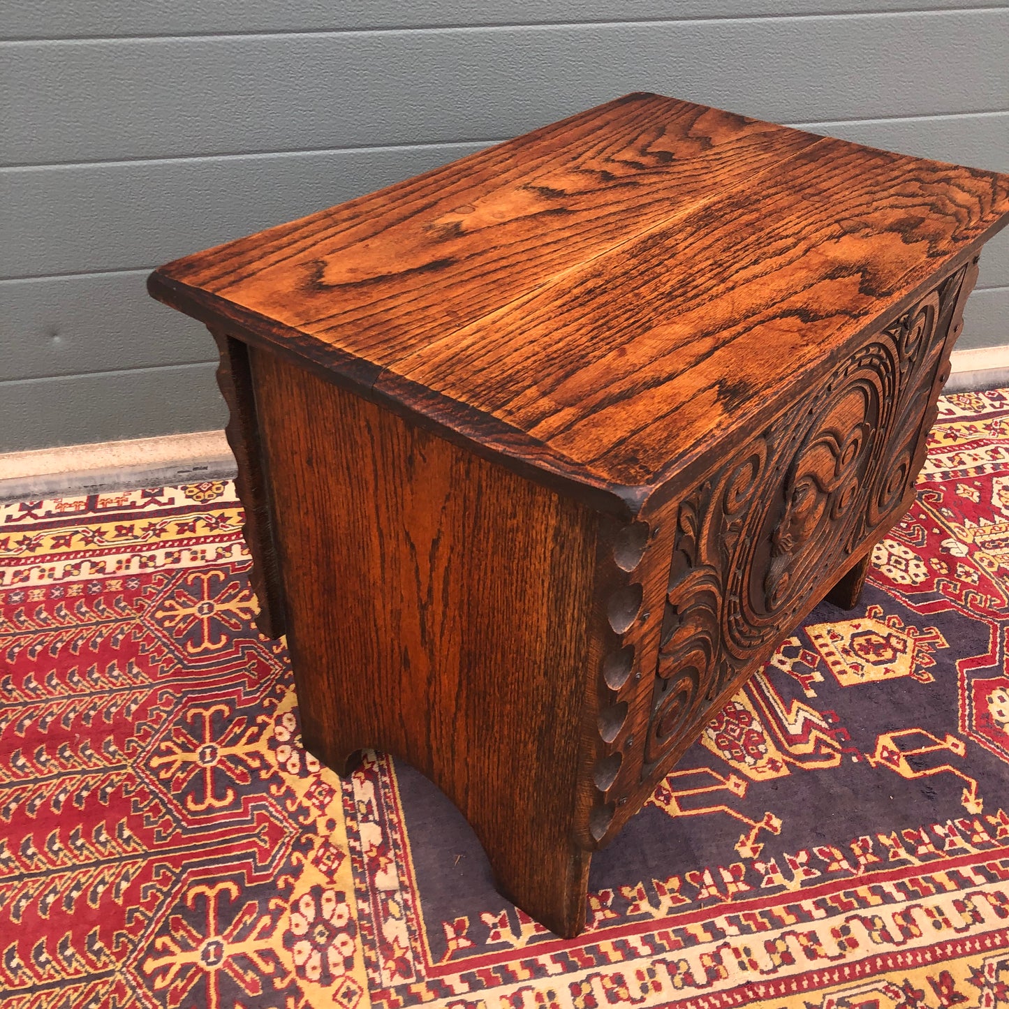 Gorgeous Carved Oak Small Chest / Vintage Carved Box ( SOLD )