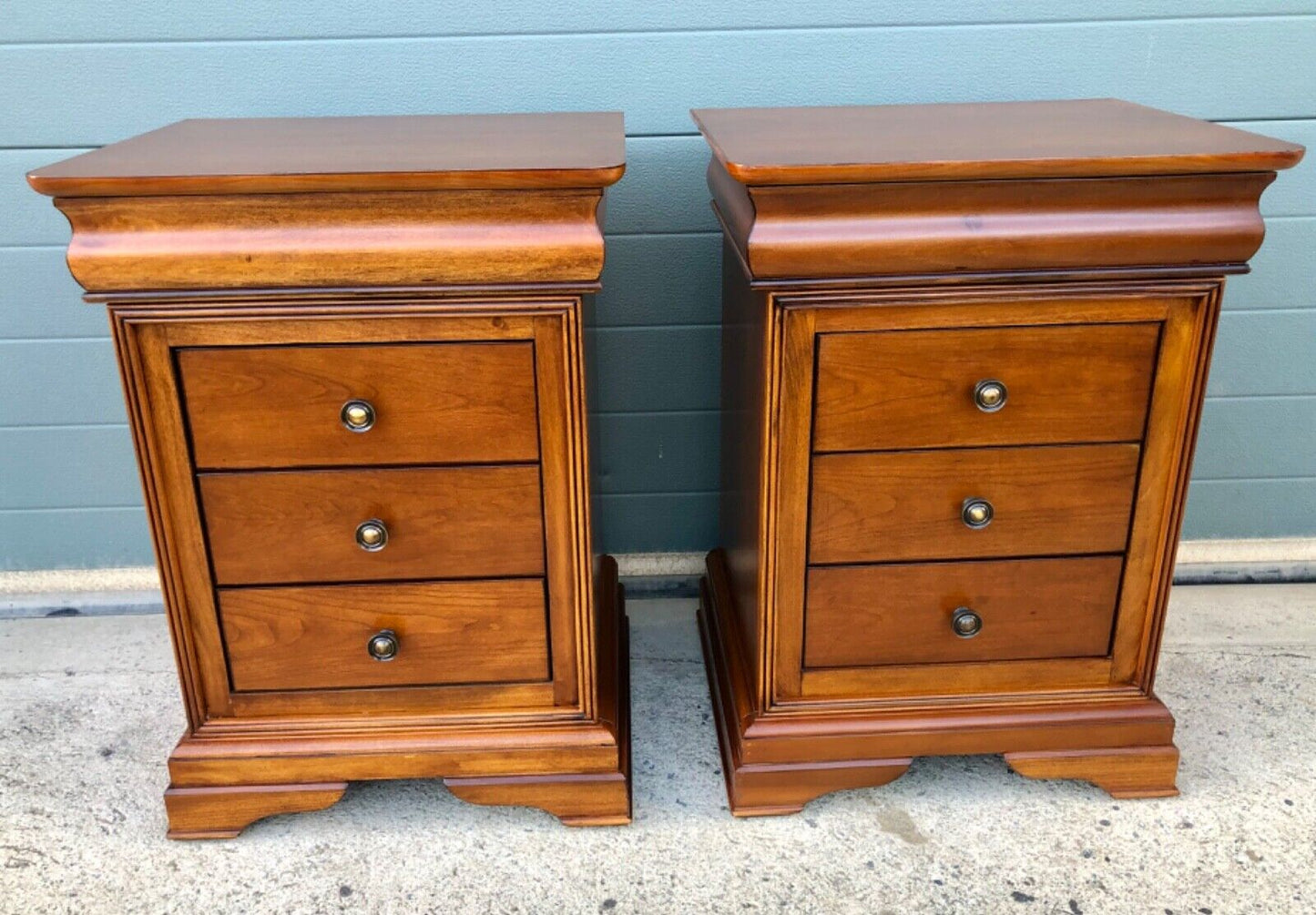 000894....Handsome Pair Of Vintage Bedside Chests / Bedside Tables ( sold )