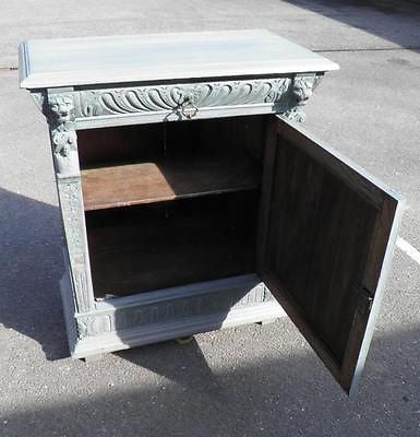 LATE 19th CENTURY CARVED OAK CUPBOARD / CABINET