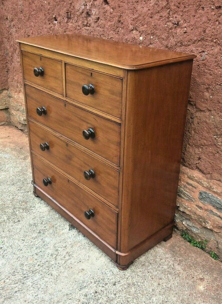 Antique Mahogany Chest Of Drawers With Rounded Corners