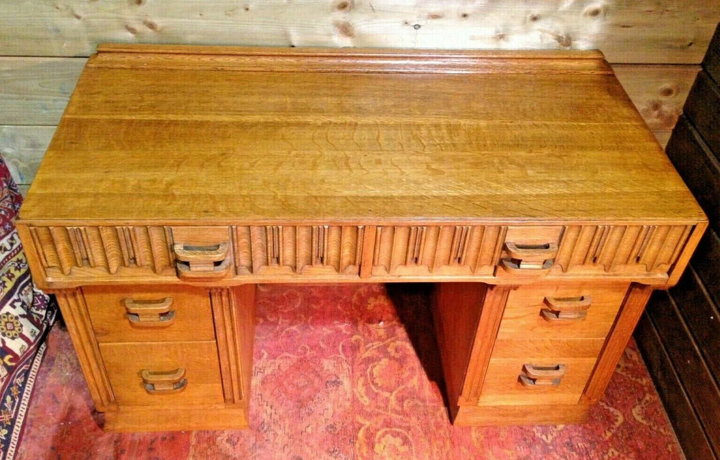 236.....Stunning Art Deco Oak Dressing Table / Vintage Oak Desk