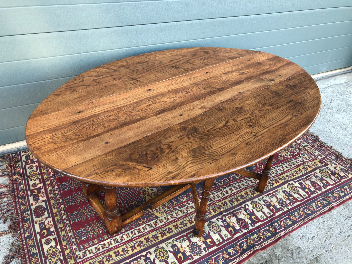 Gorgeous Oak Gateleg Coffee Table / Drop Leaf Coffee Table ( SOLD )