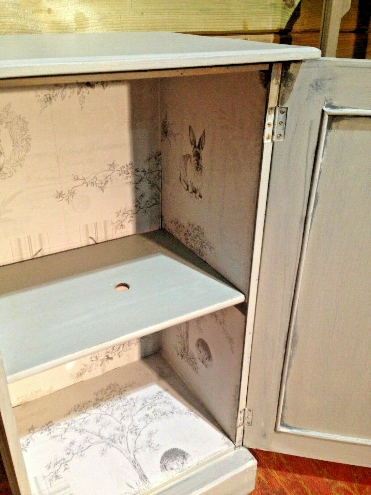 413.....Vintage Upcycled Bedside Cabinet / Vintage Bedside Cupboard