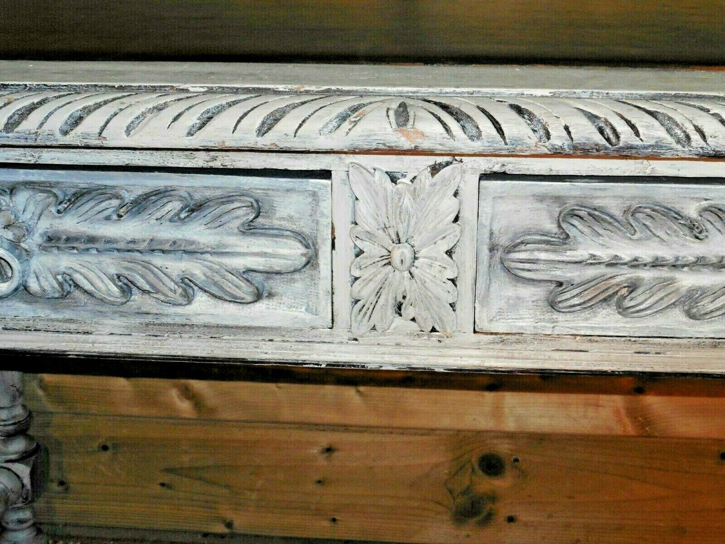 398......Stunning Antique Carved Oak Library Table / Antique Desk ( SOLD )