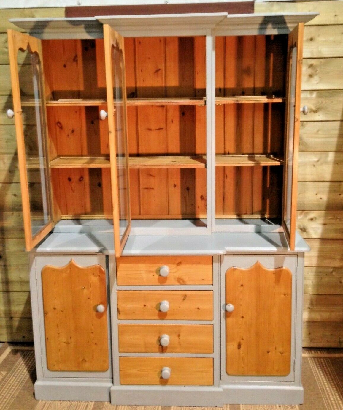 078.....Stunning Vintage Pine Dresser / Vintage Glazed Dresser ( sold )