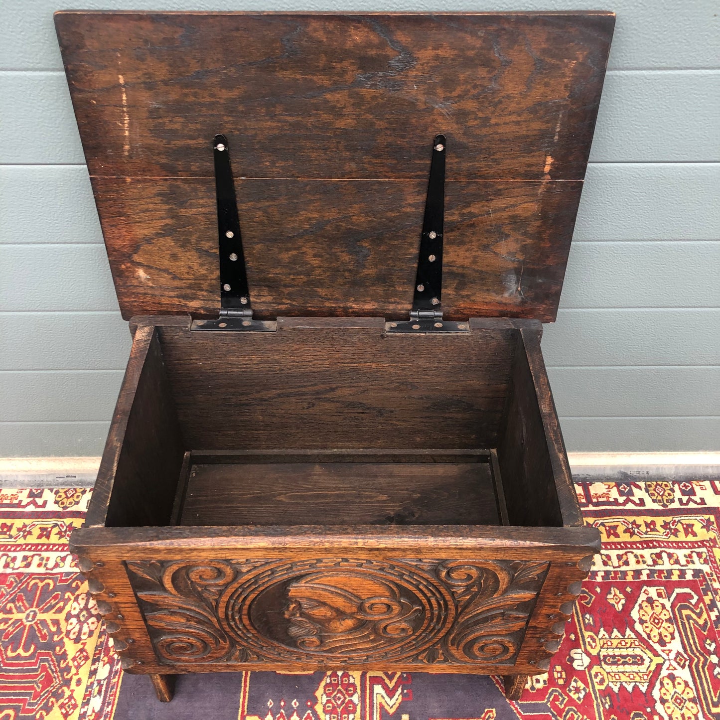 Gorgeous Carved Oak Small Chest / Vintage Carved Box ( SOLD )