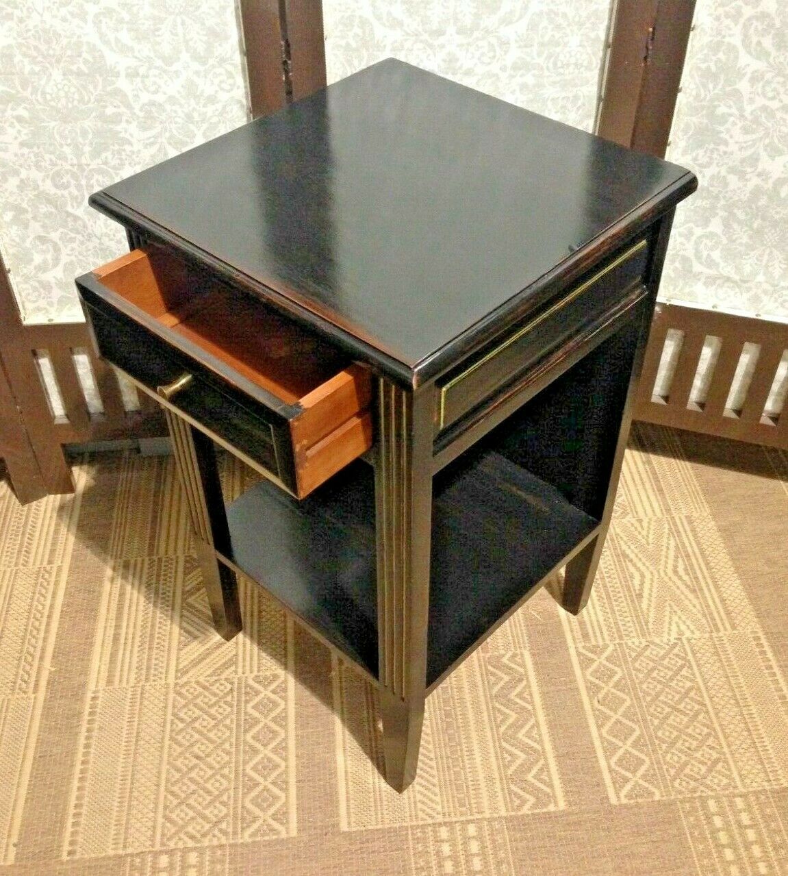 A Pair Of Vintage Empire Style Bedside Tables / Pair Of Lamp Tables