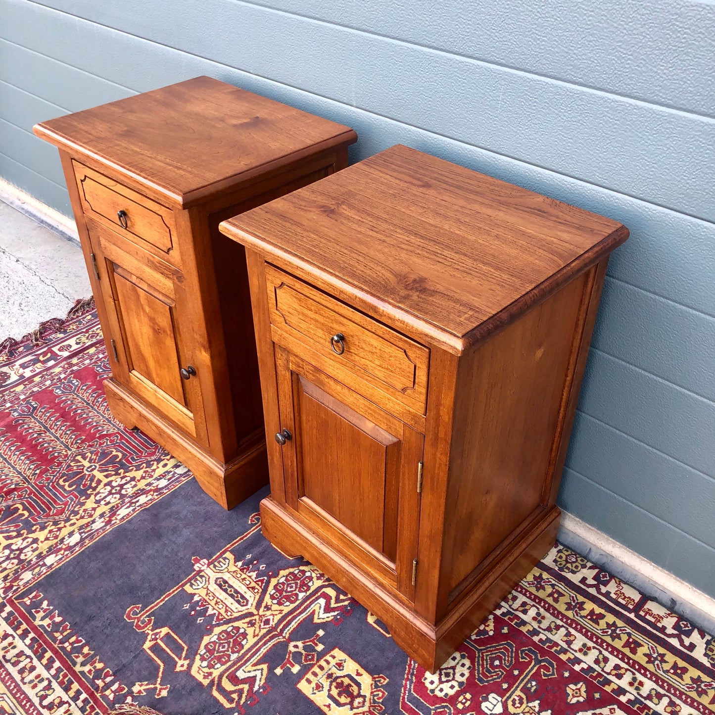 A Pair Of Solid Teak Vintage Bedside Cabinets / Vintage Bedside Tables ( SOLD )
