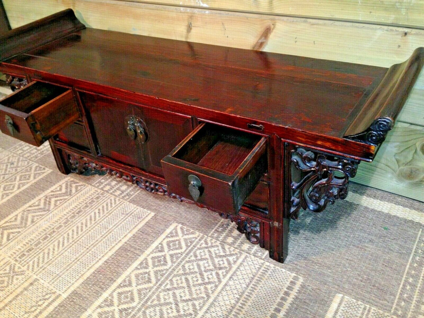Gorgeous Small Oriental Altar Table.....Carved Oriental Stand