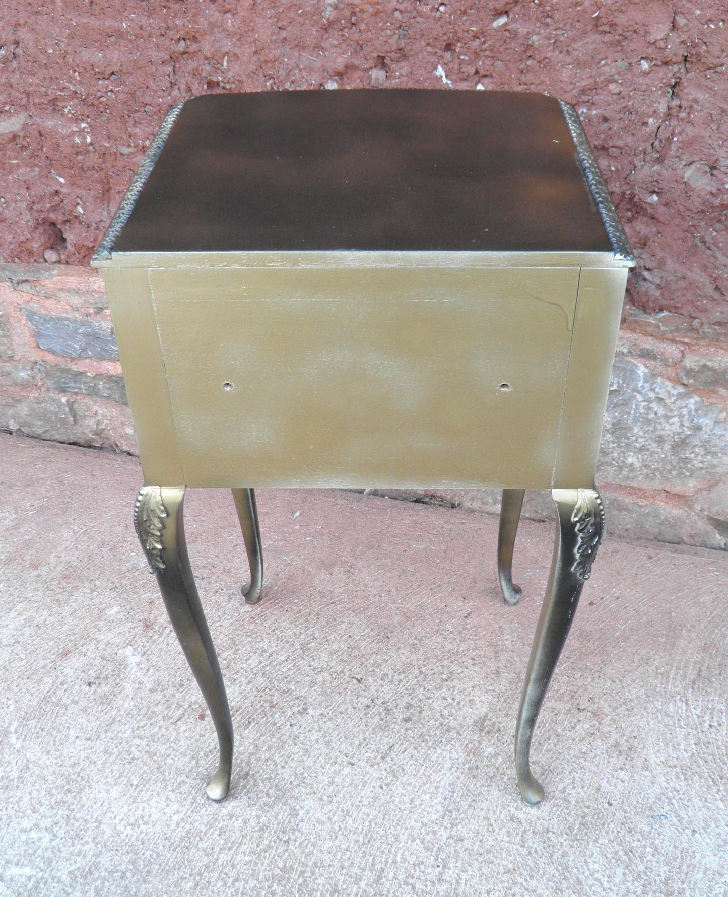 Pair Of Vintage Louis Style Bedside Chests / Bedside Cabinets / Lamp Tables