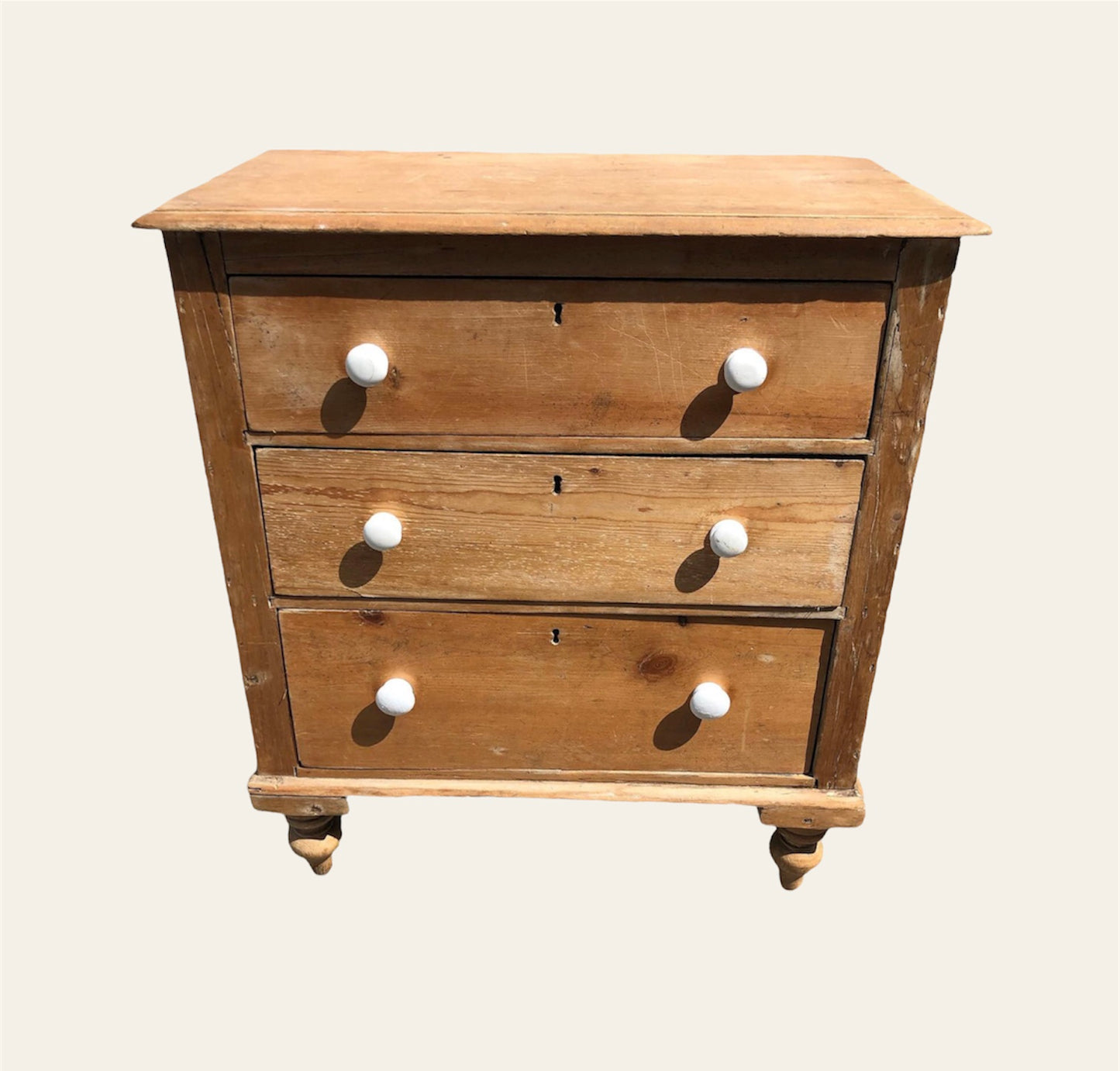 000940....Lovely Small Antique Pine Chest Of Drawers ( sold )