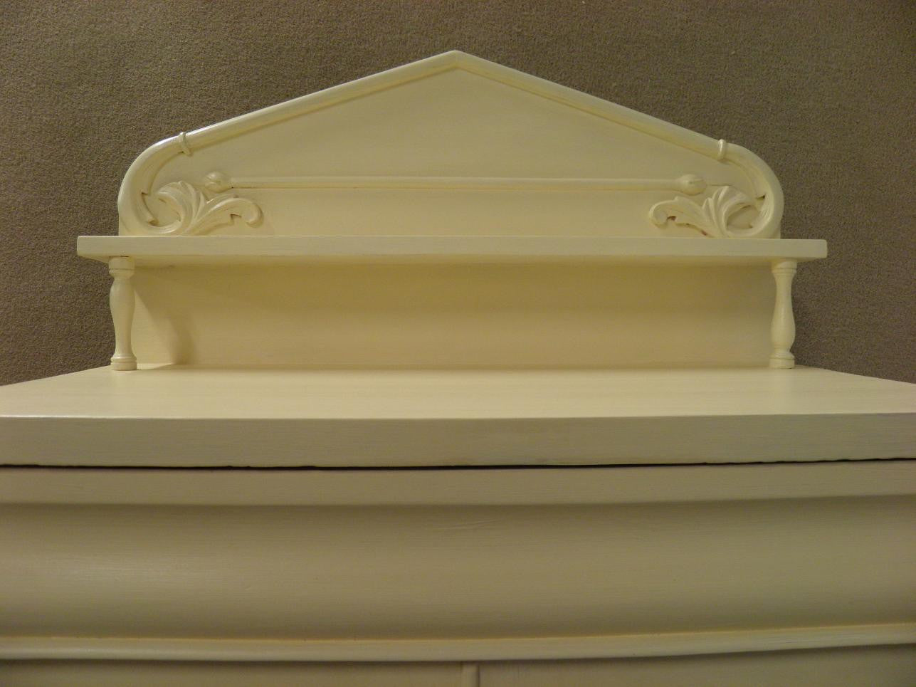SHABBY CHIC CHIFFONIER / SIDEBOARD