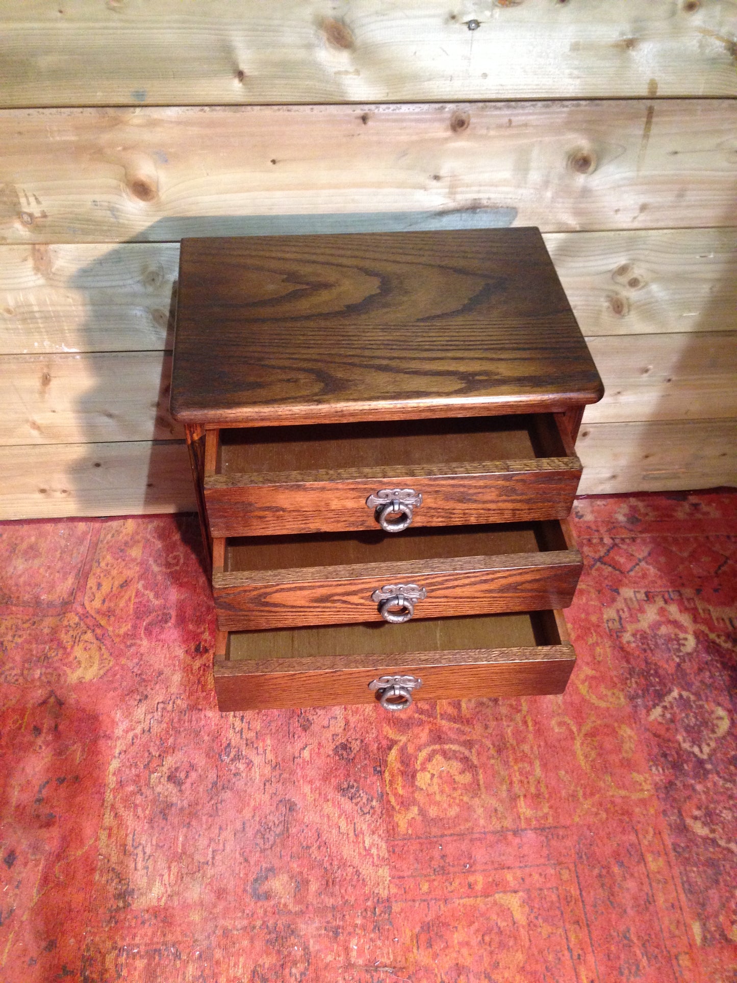 Pair Of Vintage Oak Bedside Chests / Old Charm Style Bedside Chests