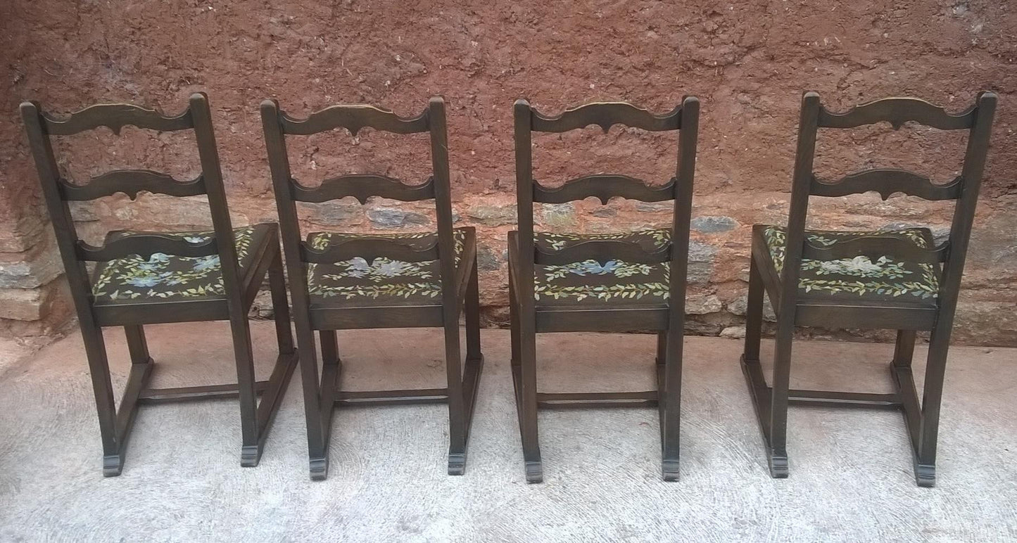 Set Of 4 Arts And Crafts Oak Chairs