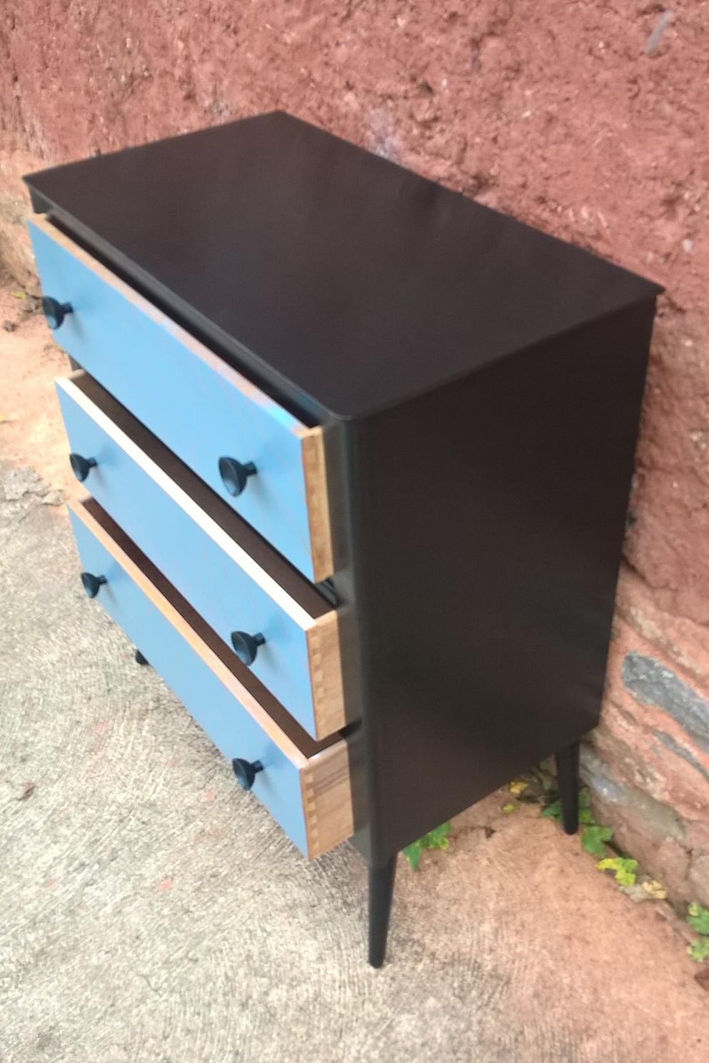 Fabulous Vintage Retro Chest Of Drawers
