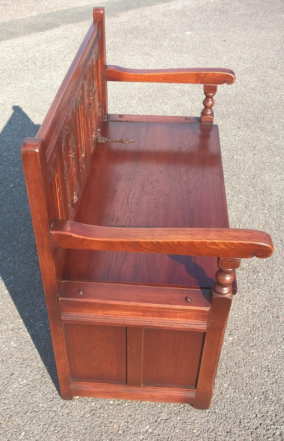 Small Vintage Carved Oak Settle - Gorgeous Old Charm Style Bench Seat