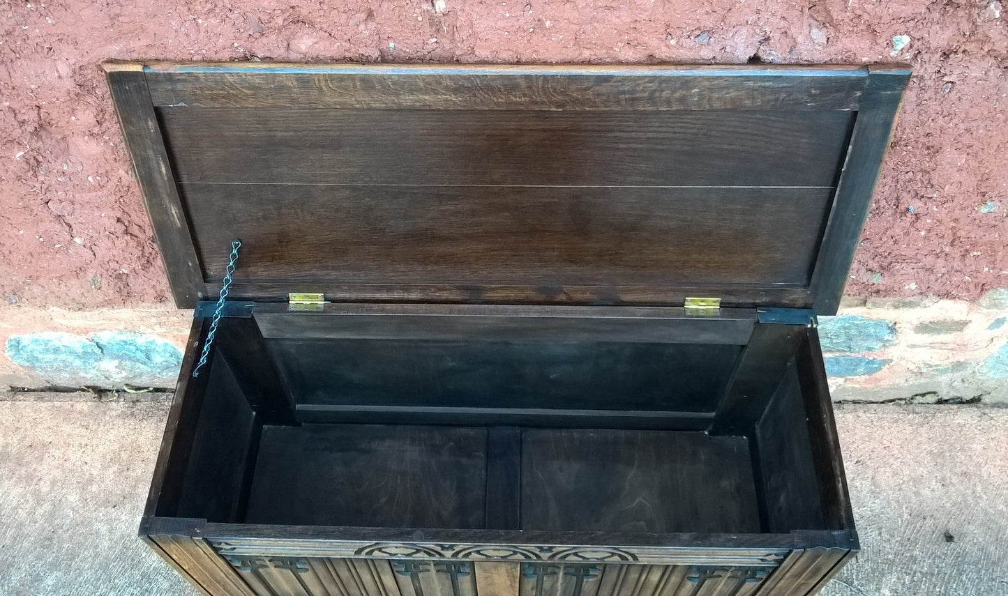 Carved Oak Vintage Coffer / Vintage Blanket Box / Oak Chest