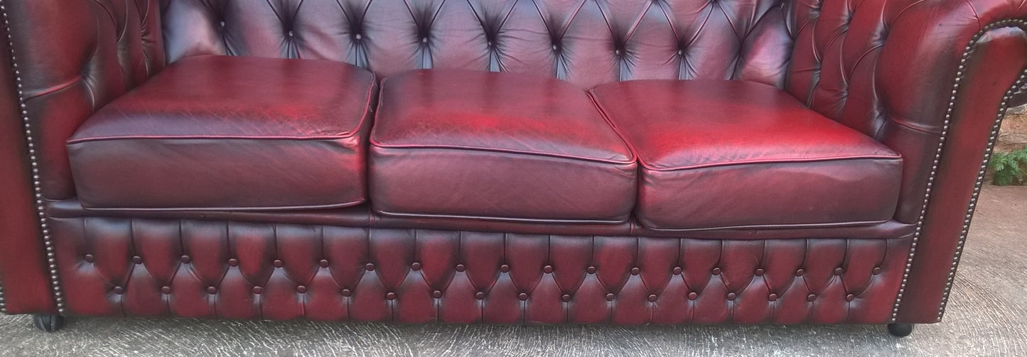 Leather Chesterfield 3 Seat Sofa / Chesterfield Dark Red Sofa